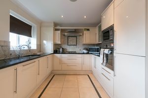 Kitchen- click for photo gallery